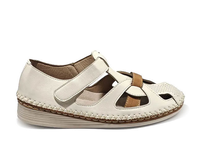 Дамски сандали 1135-3 Бежови